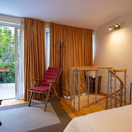 Acropolis Metro St.3 Bedrοοms 6 Persons Maisonette Афины Экстерьер фото