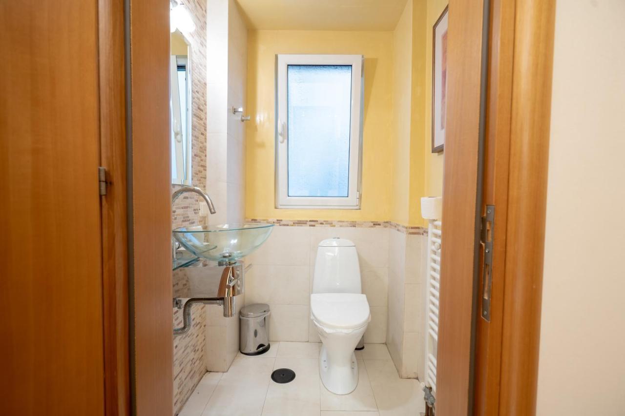 Acropolis Metro St.3 Bedrοοms 6 Persons Maisonette Афины Экстерьер фото