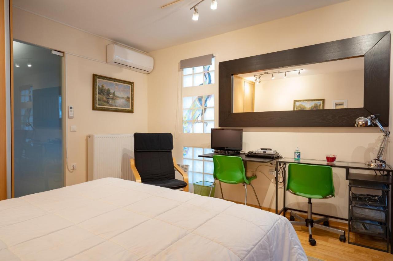 Acropolis Metro St.3 Bedrοοms 6 Persons Maisonette Афины Экстерьер фото