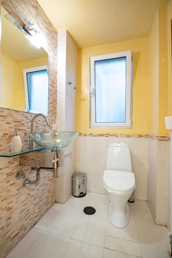 Acropolis Metro St.3 Bedrοοms 6 Persons Maisonette Афины Экстерьер фото